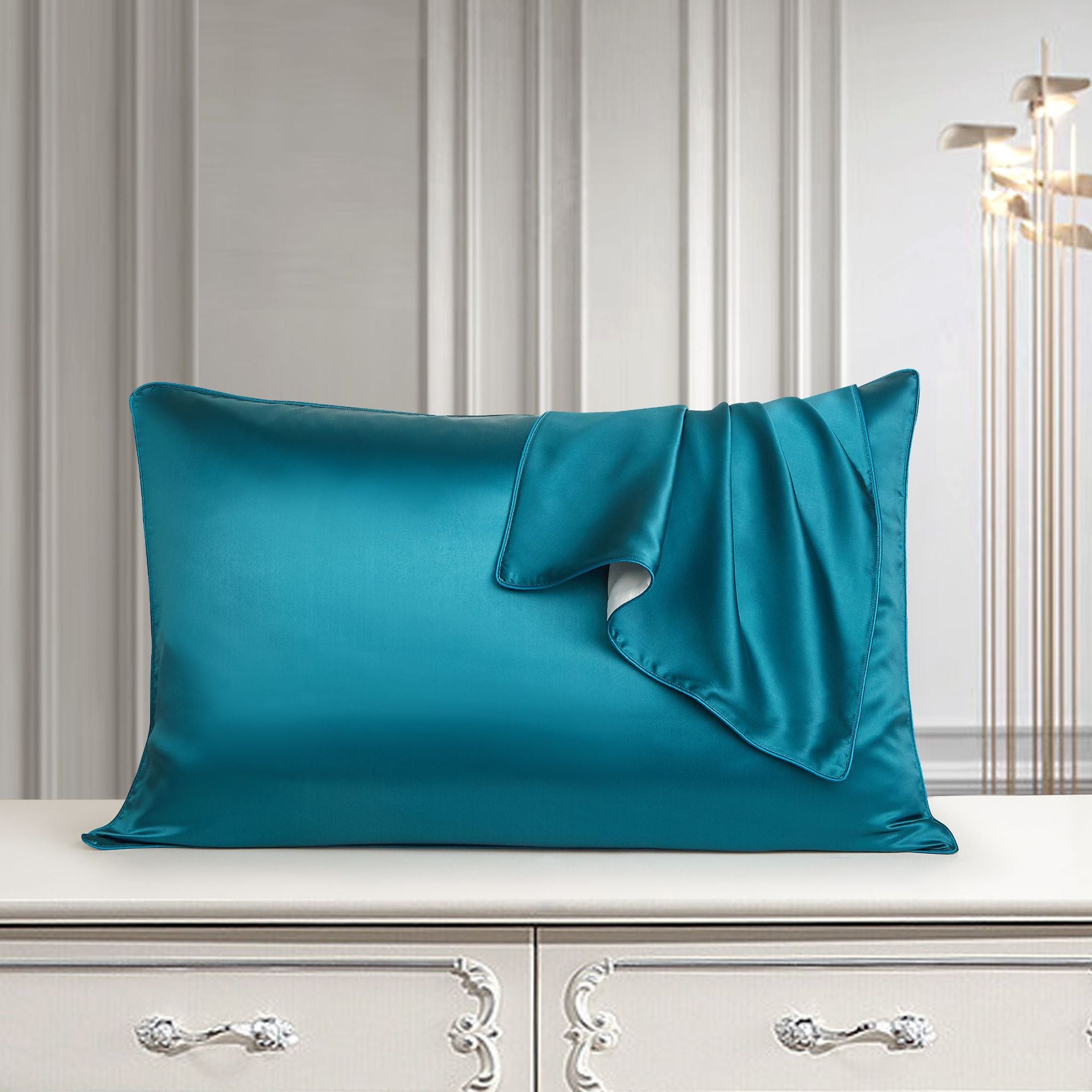 Luxurious Mulberry Silk Pillowcase: Experience Ultimate Comfort