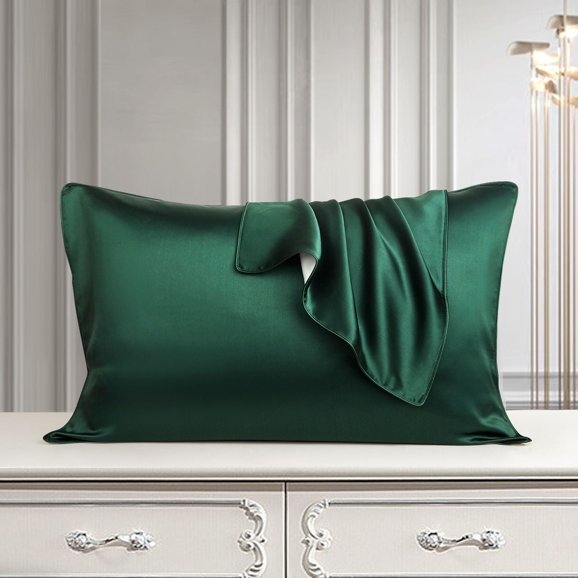 Luxurious Mulberry Silk Pillowcase: Experience Ultimate Comfort